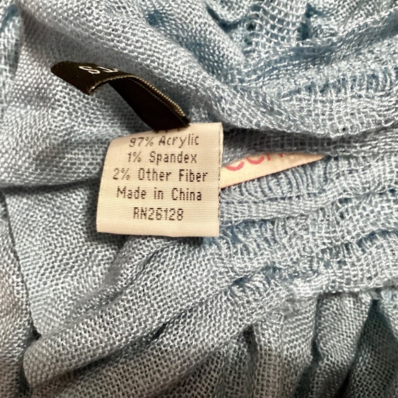 $20 Talbots Blue Scarf - Picture 5 of 6